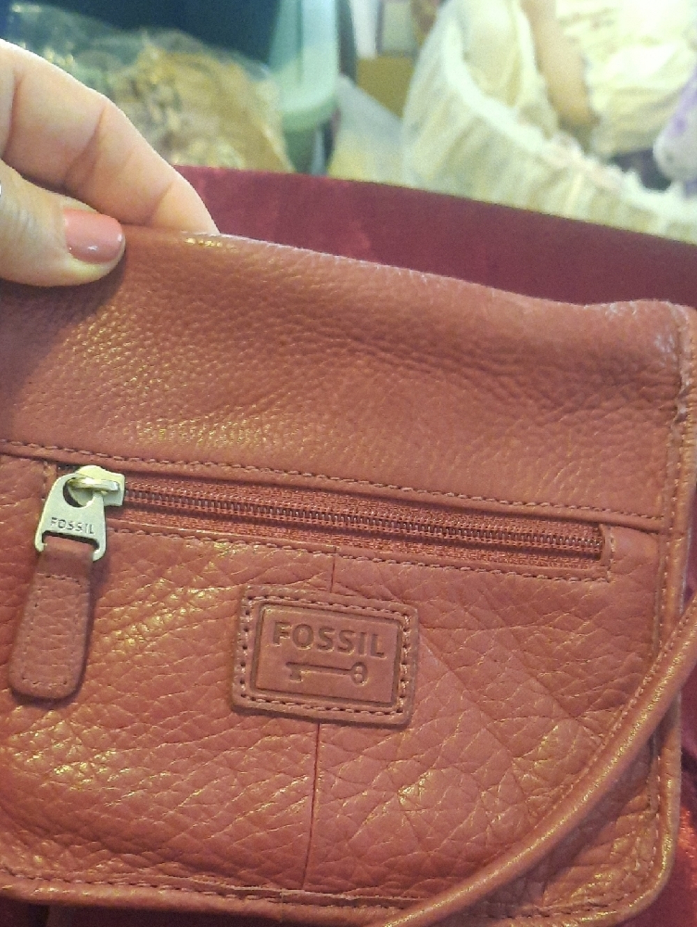 Fossil Rose Pink Pebbled Leather Crossbody Bag - Picture 3 of 5